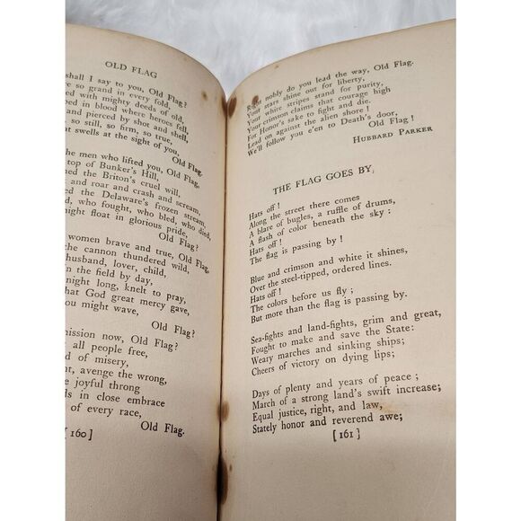 Vintage First Edition Days and Deeds A Book of Verse compiled by Burton & Elizab - Picture 10 of 11
